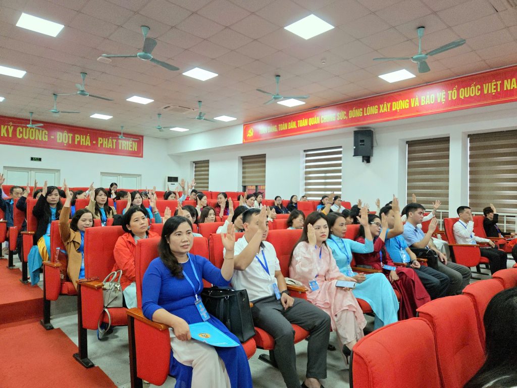 Hồng Bàng tham dự Đại hội Công đoàn Phường Xuân Phương lần thứ I